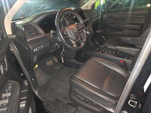 Crystal Black Pearl 2025 Honda Odyssey EX-L