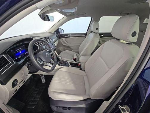 Atlantic Blue Metallic 2024 Volkswagen Tiguan 2.0T SE
