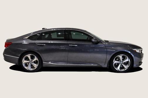 2018 Honda Accord Touring 2.0T