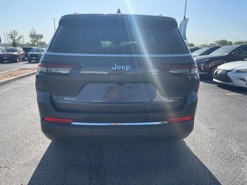 2023 Jeep Grand Cherokee L Laredo