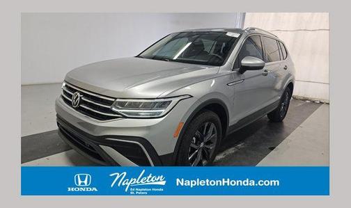 Silver Metallic 2024 Volkswagen Tiguan 2.0T SE