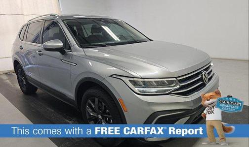 Silver Metallic 2024 Volkswagen Tiguan 2.0T SE