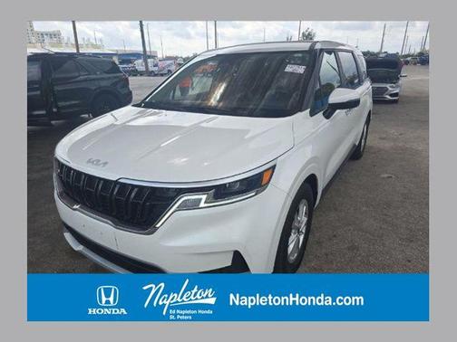 2024 Kia Carnival LX