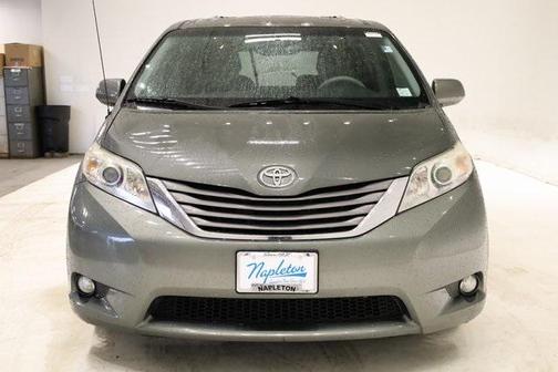 2013 Toyota Sienna XLE
