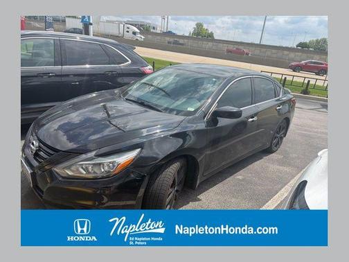 Super Black Clearcoat 2018 Nissan Altima 2.5 SR
