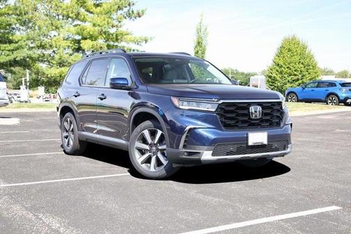 2025 Honda Pilot Touring 8-Passenger