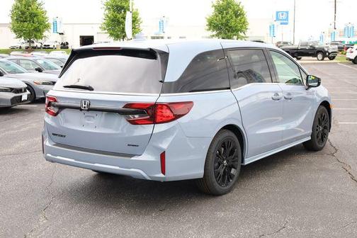 Sonic Gray Pearl 2026 Honda Odyssey Sport-L