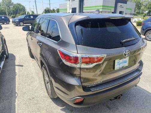 Predawn Gray Mica 2014 Toyota Highlander XLE