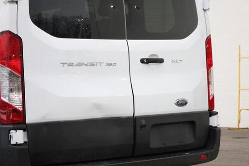 2022 Ford Transit-350 XLT