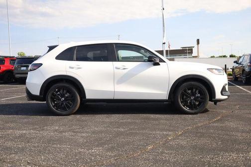 Platinum White Pearl 2027 Honda HR-V Sport