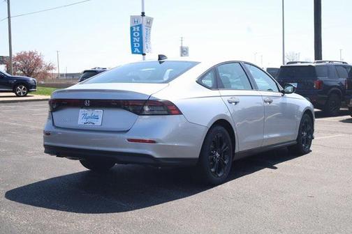2025 Honda Accord Sport SE 1.5T