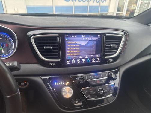 2020 Chrysler Pacifica Touring-L Plus