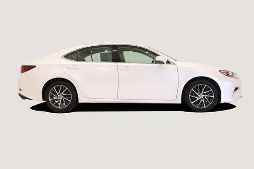 2017 Lexus ES 350 Base