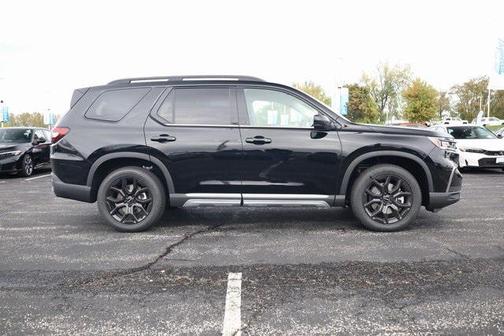 2025 Honda Pilot Touring 8-Passenger