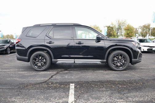 2025 Honda Pilot Touring 8-Passenger