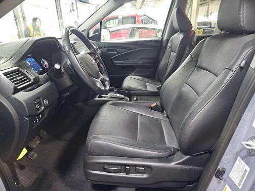 2022 Honda Pilot AWD Elite