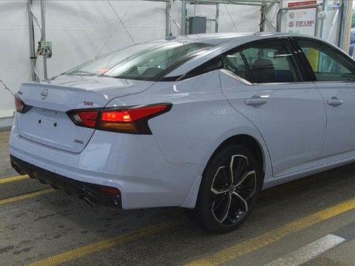Gray Sky Pearl 2025 Nissan Altima SR AWD