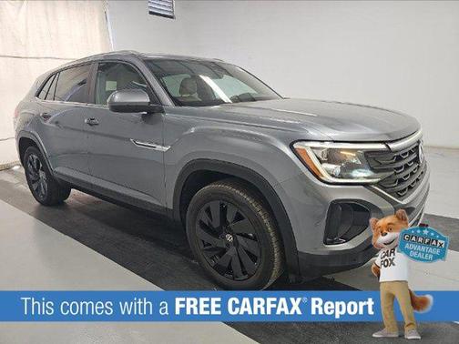 Platinum Gray Metallic 2024 Volkswagen Atlas Cross Sport 2.0T SE w/Technology
