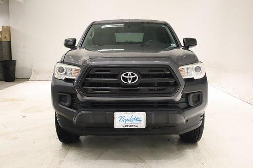 2017 Toyota Tacoma SR