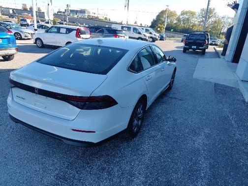 2024 Honda Accord EX 1.5T