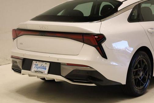 Snow White Pearl 2025 Kia K5 LXS