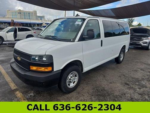 2023 Chevrolet Express 3500 RWD 3500 Regular Wheelbase LS