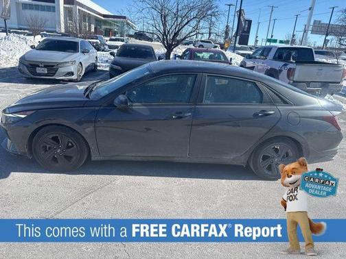 2021 Hyundai ELANTRA SEL