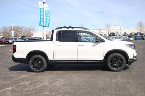 2025 Honda Ridgeline Black