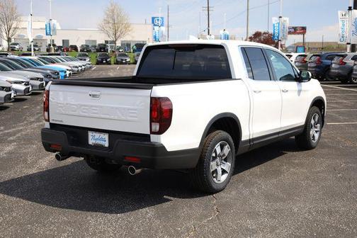 Platinum White 2026 Honda Ridgeline RTL