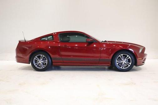 2014 Ford Mustang V6 Premium