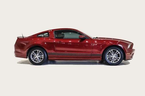 2014 Ford Mustang V6 Premium
