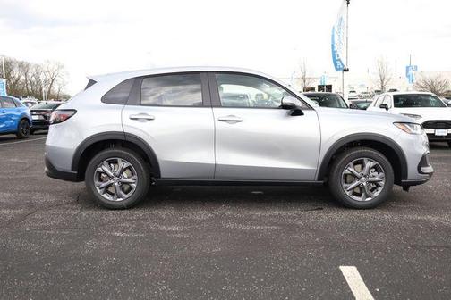 Solar Silver Metallic 2026 Honda HR-V LX