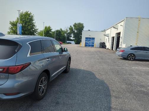 2018 INFINITI QX60 Base