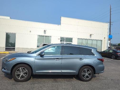 2018 INFINITI QX60 Base