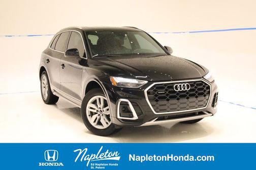 Black Metallic 2022 Audi Q5 45 S line Premium