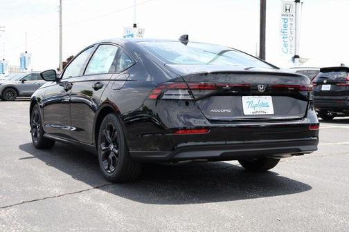 2025 Honda Accord Sport SE 1.5T
