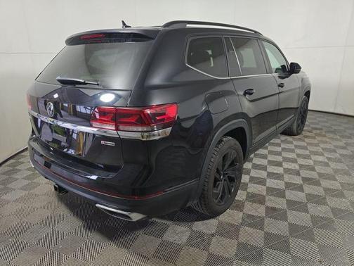 2022 Volkswagen Atlas 3.6L SE w/Technology