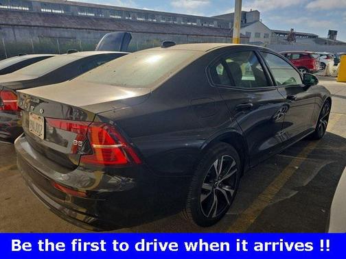 2025 Volvo S60 B5 Core