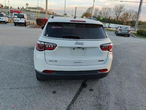 2023 Jeep Compass Latitude