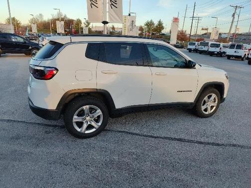2023 Jeep Compass Latitude