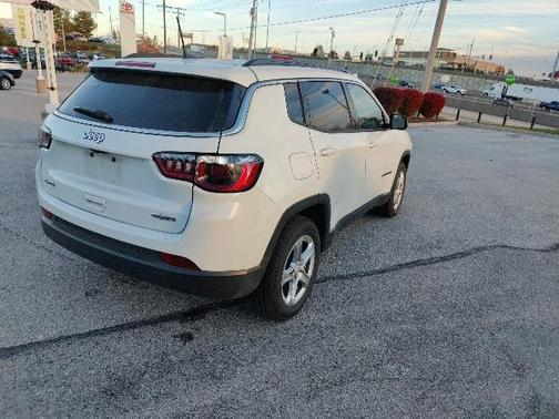 2023 Jeep Compass Latitude