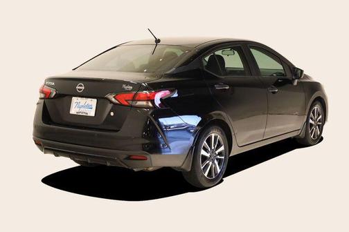 Super Black Metallic 2024 Nissan Versa 1.6 S