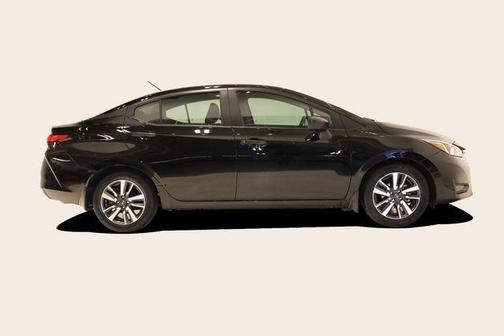 Super Black Metallic 2024 Nissan Versa 1.6 S