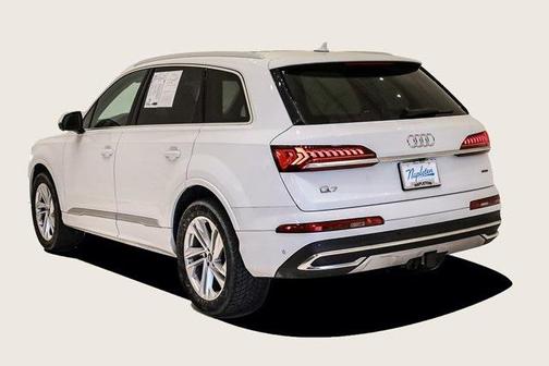 2022 Audi Q7 55 Premium Plus