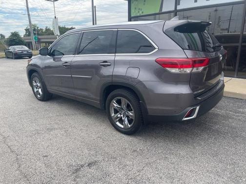 2019 Toyota Highlander Limited Platinum