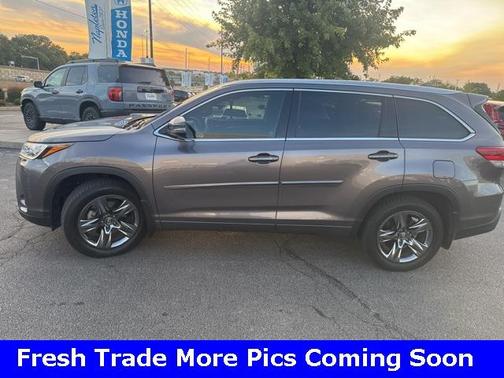 2019 Toyota Highlander Limited Platinum