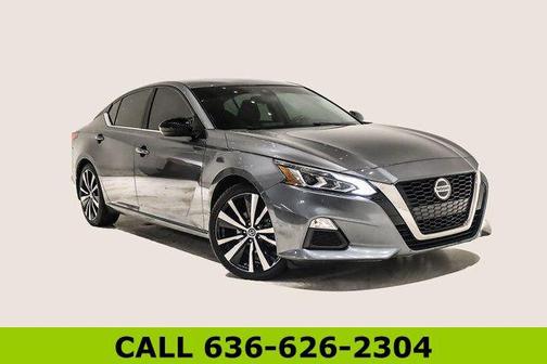2022 Nissan Altima SR FWD