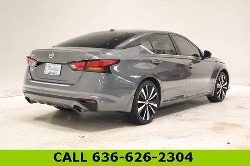 2022 Nissan Altima SR FWD