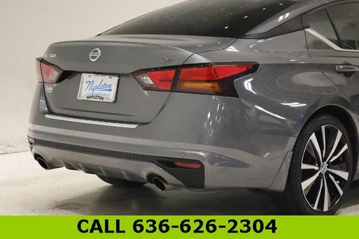 2022 Nissan Altima SR FWD