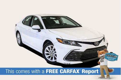 2022 Toyota Camry LE